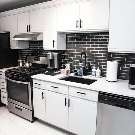 In The Heart Of Downtown St Charles Apartment